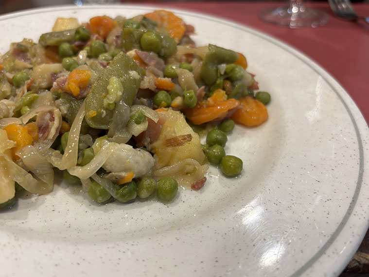 Plato en el Restaurante El Tablón San Vicente de Paul Zaragoza