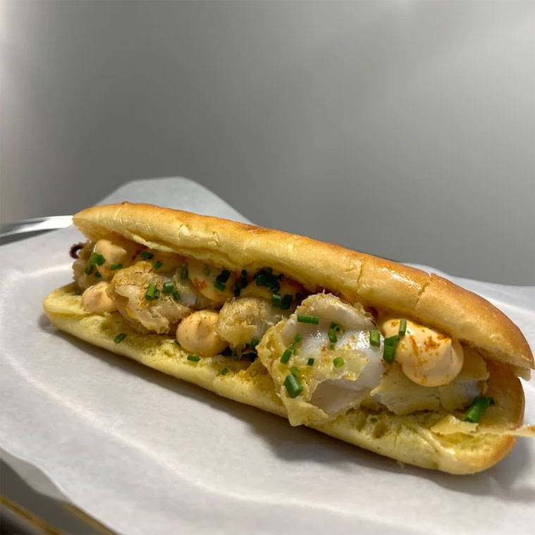 Restaurante Semana Fantástica bocadillo de calamares