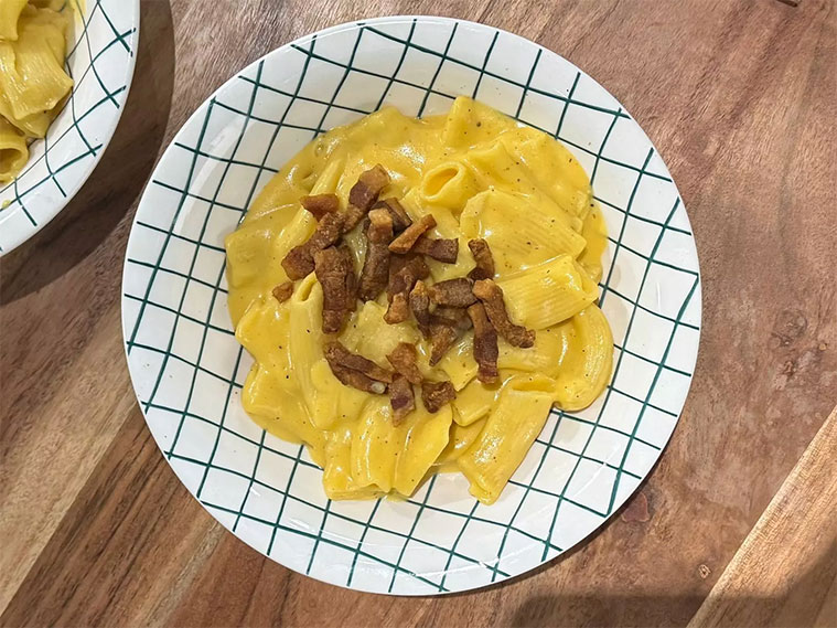 platos de pasta en el Restaurante Ragazzo