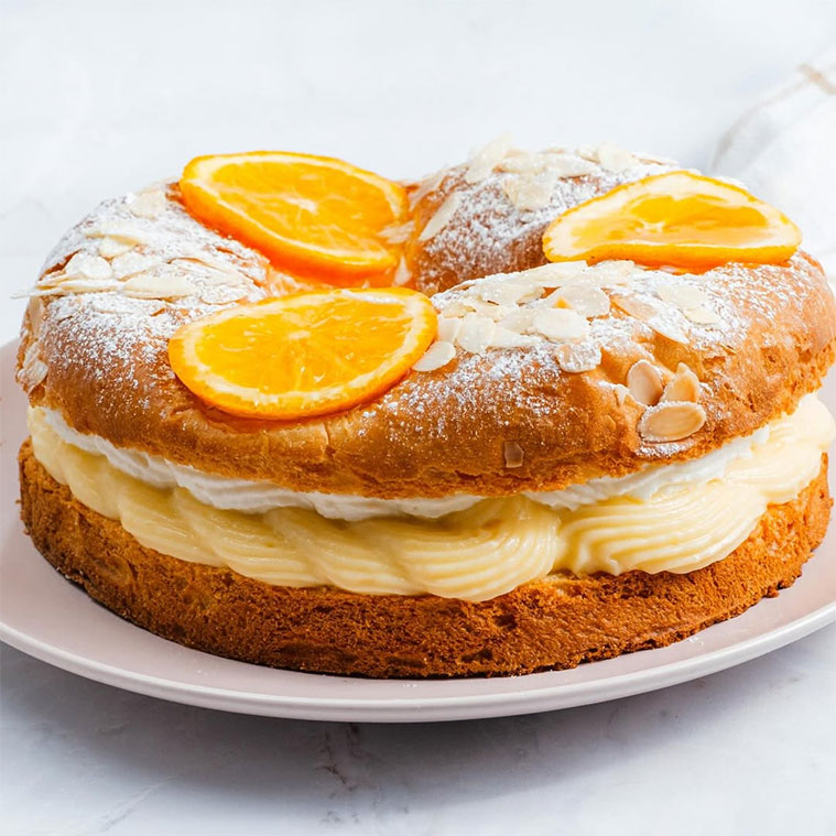 roscones en la pastelería la cuqui