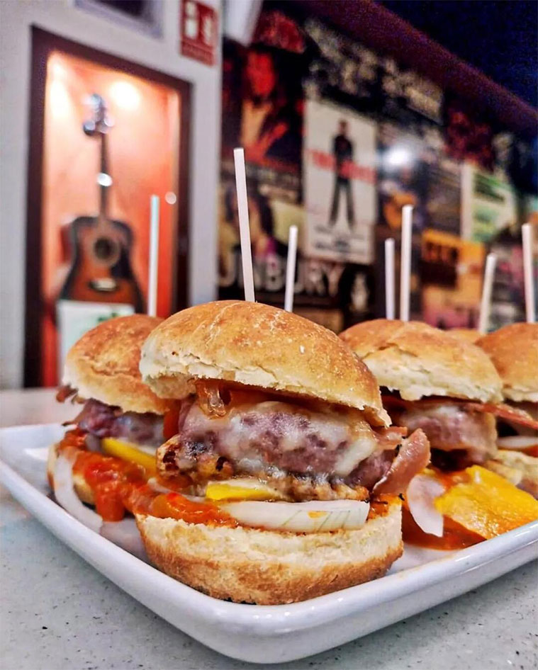 tapas en linacero cafe