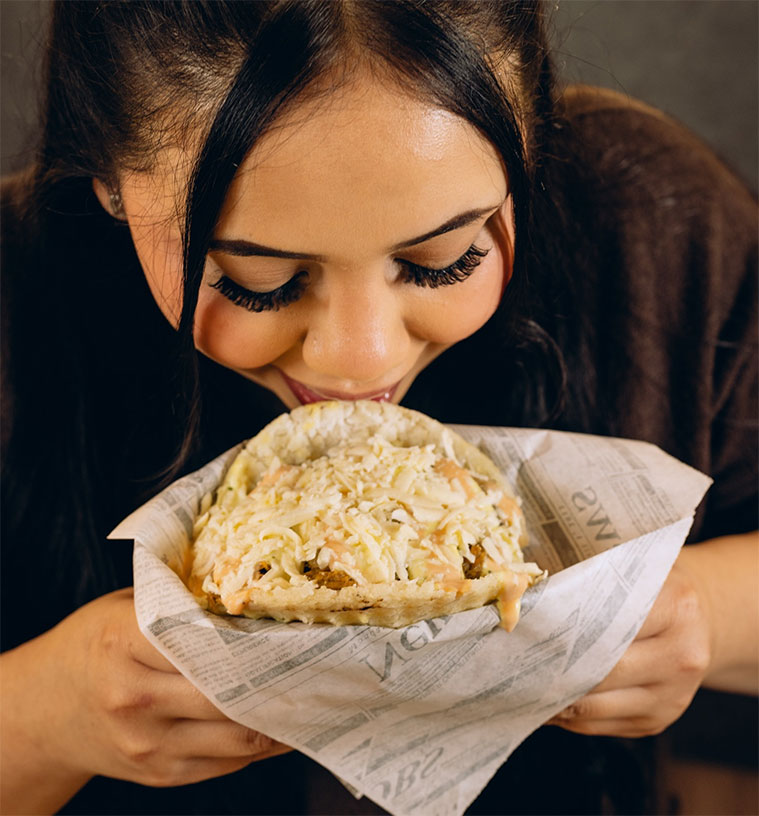 La Esquina de Jara-Delicias cocina colomabiana