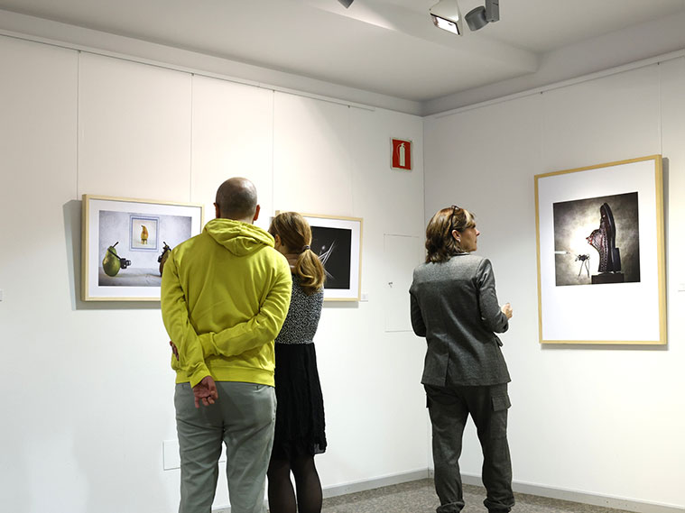 Exposición "101 Salón Internacional de Fotografía" en el Patio de la Infanta
