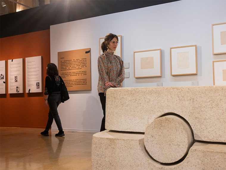 Exposición 'Eduardo Chillida. Soñar el espacio', organizada por Fundación Ibercaja en La Lonja de Zaragoza