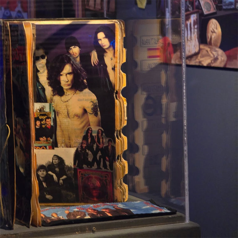 Exposición Héroes. Fans y Rock&Roll Centro de Historias de Zaragoza