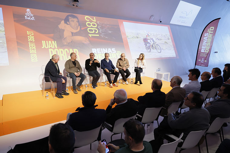 Exposición Reinas del Desierto Mobility City Fundación Ibercaja