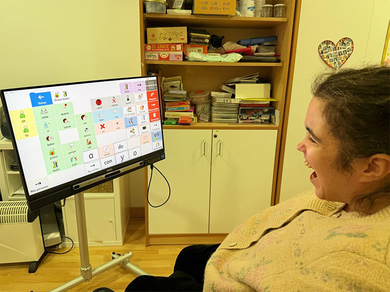 Fundación Ibercaja 'cumple el deseo' de ASPACE Zaragoza