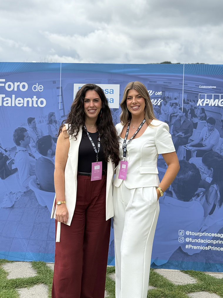 Tania Elipe y María Puértolas, jóvenes promesas de Fundación Ibercaja participantes en Foro del Talento