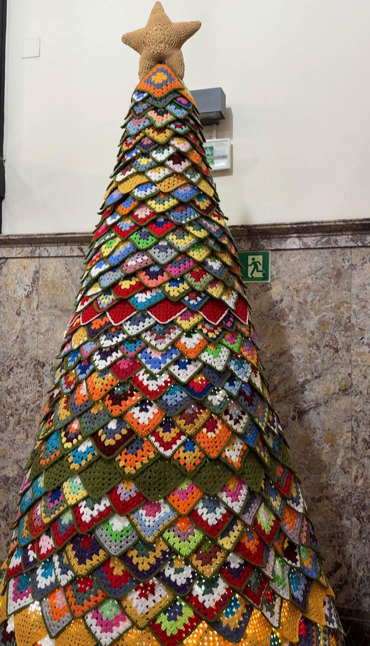 Árbol de ganchillo Casa de Amparo