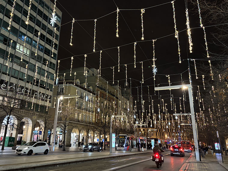 Iluminación de la Navidad en Zaragoza 2025