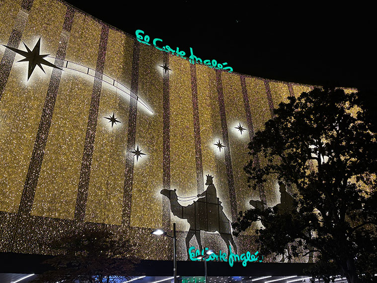 Luces de Navidad en el Corte Inglés del Paseo Sagasta