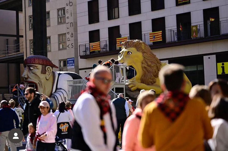 El León Garganchón en las Fiestas del Pilar
