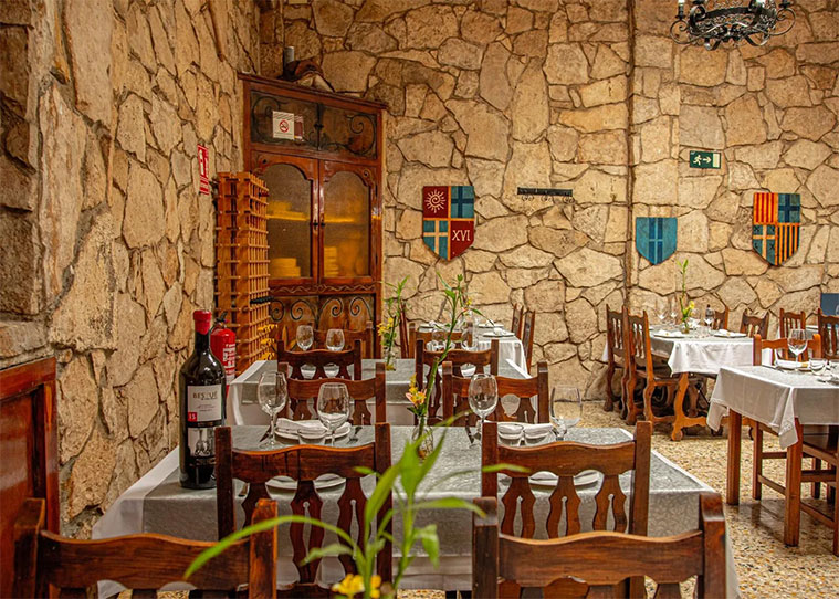 Mesón El Torico, Calle de Mosén Domingo Agudo, 3, Zaragoza