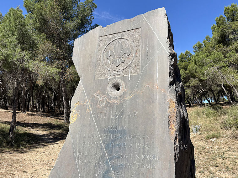 Monumento Scouts Canal Imperial de Aragón