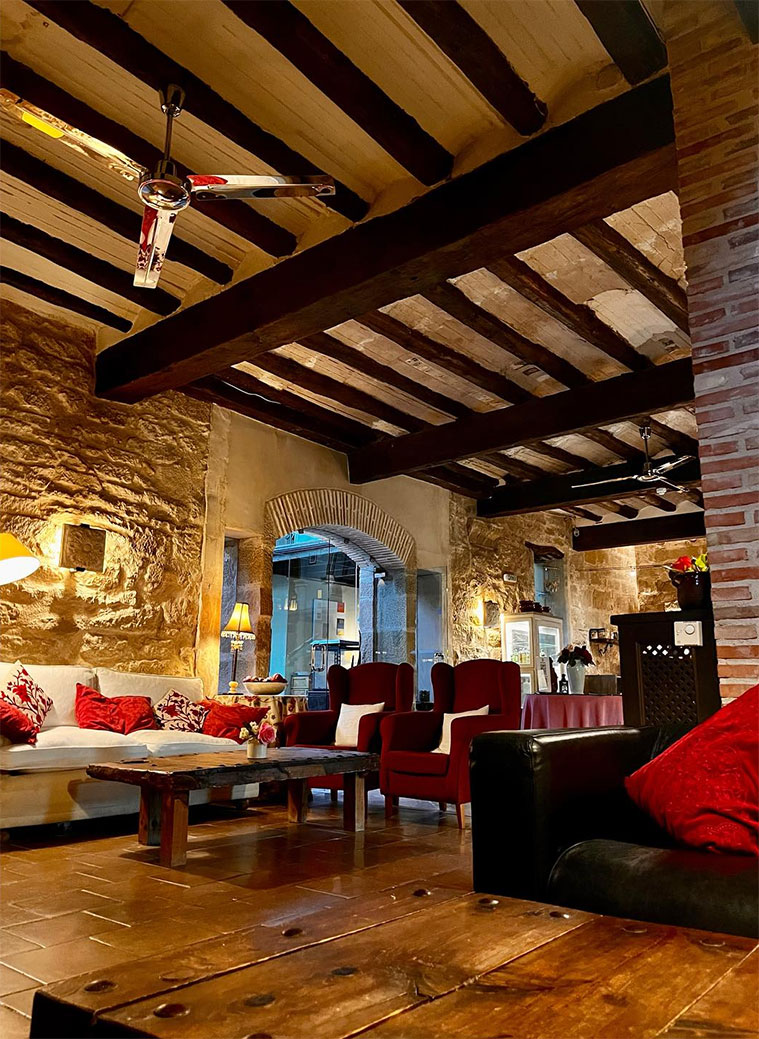 hall del Hotel El-Convent 1613 La Fresneda